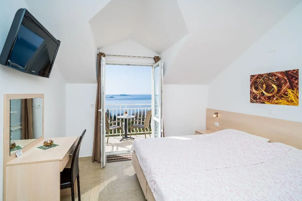 APARTMENT TWO BEDROOMS WITH TERRACE Room, Villa Samba, Dubrovnik
