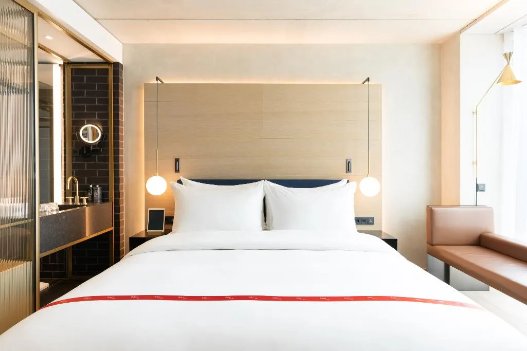 DOUBLE ECONOMY Room, Ruby Emma Hotel Amsterdam by IHG, Amsterdam