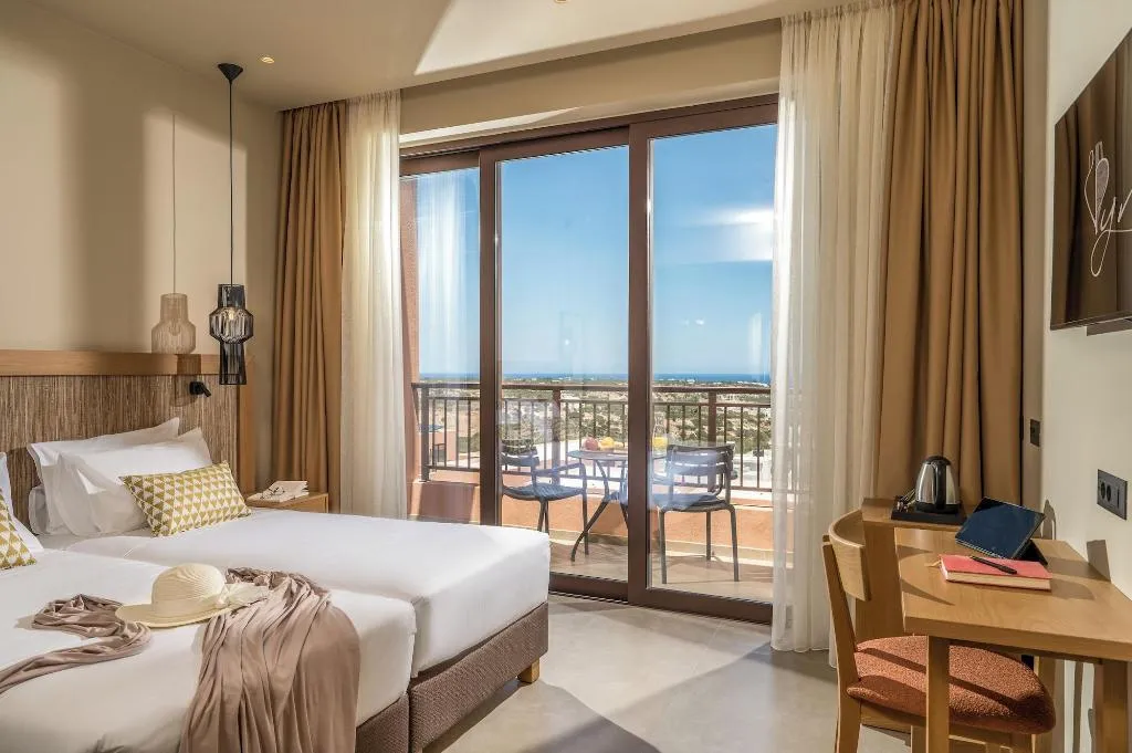 Room, Hotel Pyriã¡, Crete
