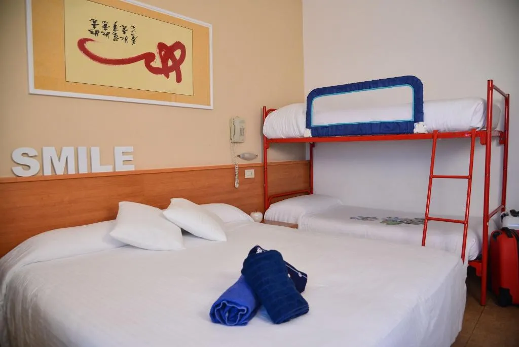 Room, Domingo, Venice