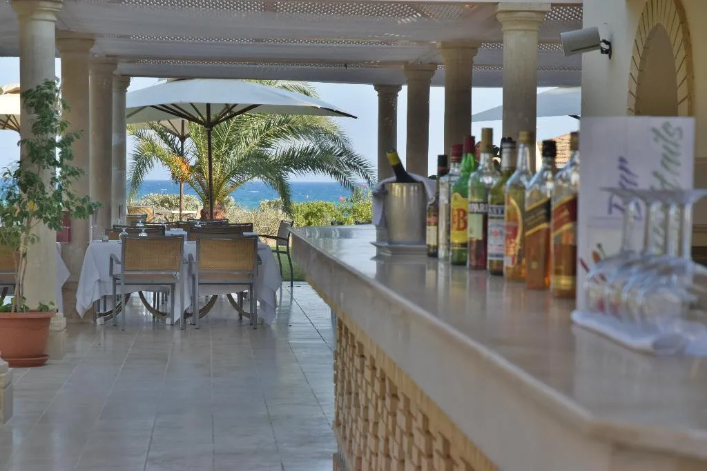 Bar, Sensimar Oceana Resort & Spa, Tunisia