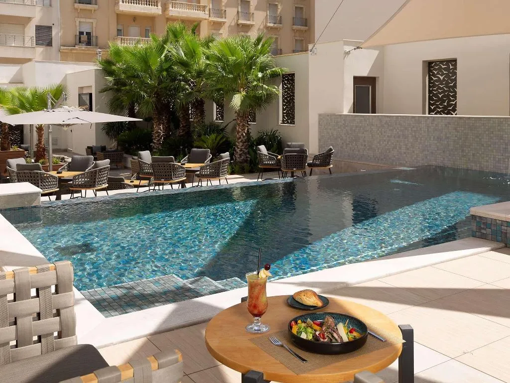 Pool, Novotel Tunis Lac, Tunisia