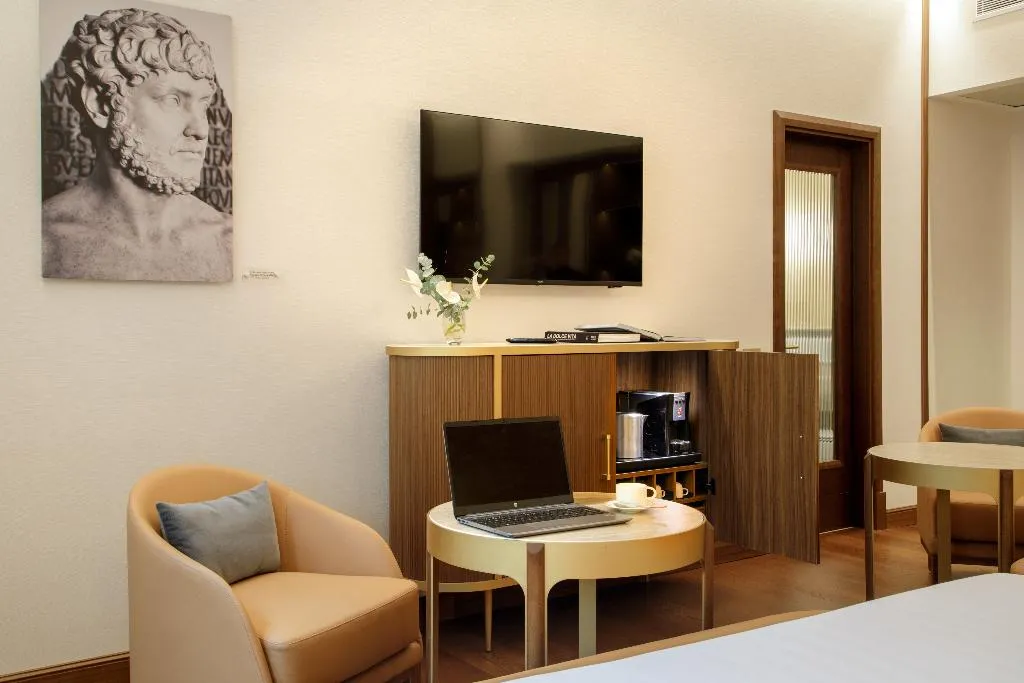 QUADRUPLE DELUXE Room, Hotel Imperiale, Rome