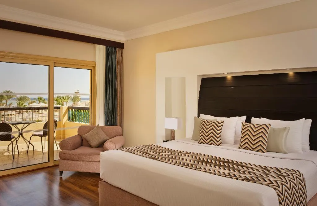 TRIPLE SEA VIEW Room, Coral Sea Holiday Resort & Aqua Park, Red Sea Riviera