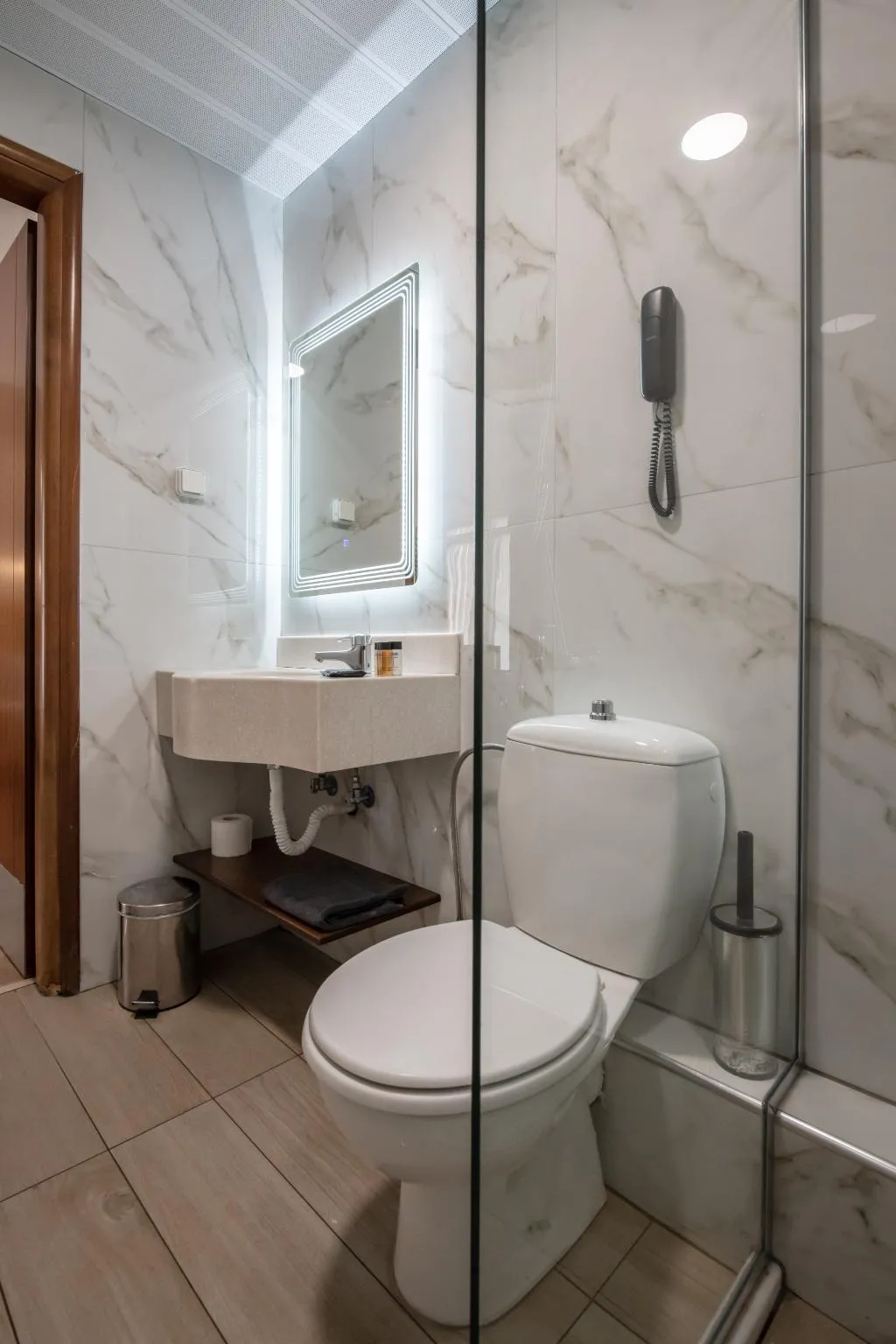 QUADRUPLE STANDARD Room, Golden City, Athens