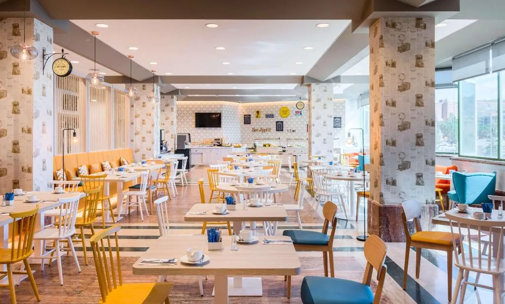 Restaurant, Guadalajara Conference Center Affiliated By Melia, Madrid