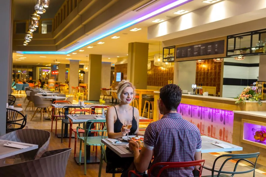 Restaurant, Leonardo Laura Beach And Splash Resort, Cyprus