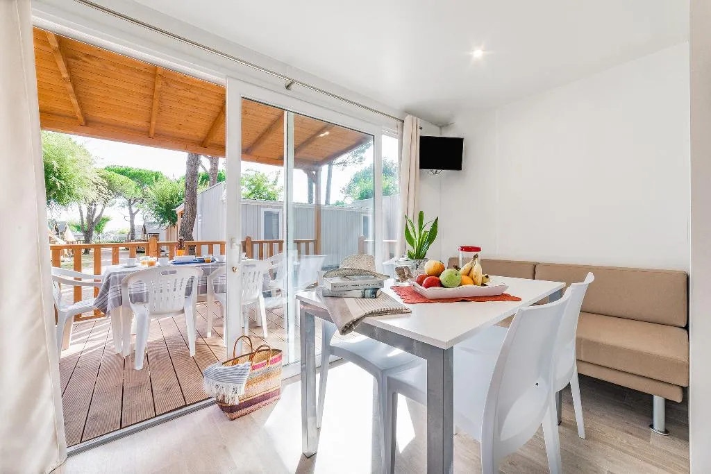 MOBILE HOME THREE BEDROOMS ONE BATHROOM Room, Camping Village Cavallino, Venice