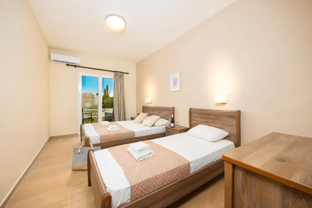 APARTMENT TWO BEDROOMS Room, Koulouris Beach, Corfu