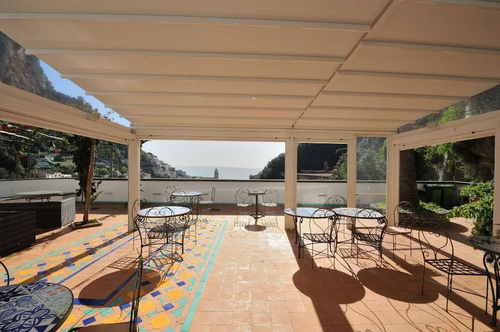 General view, Hotel Villa Annalara, Naples