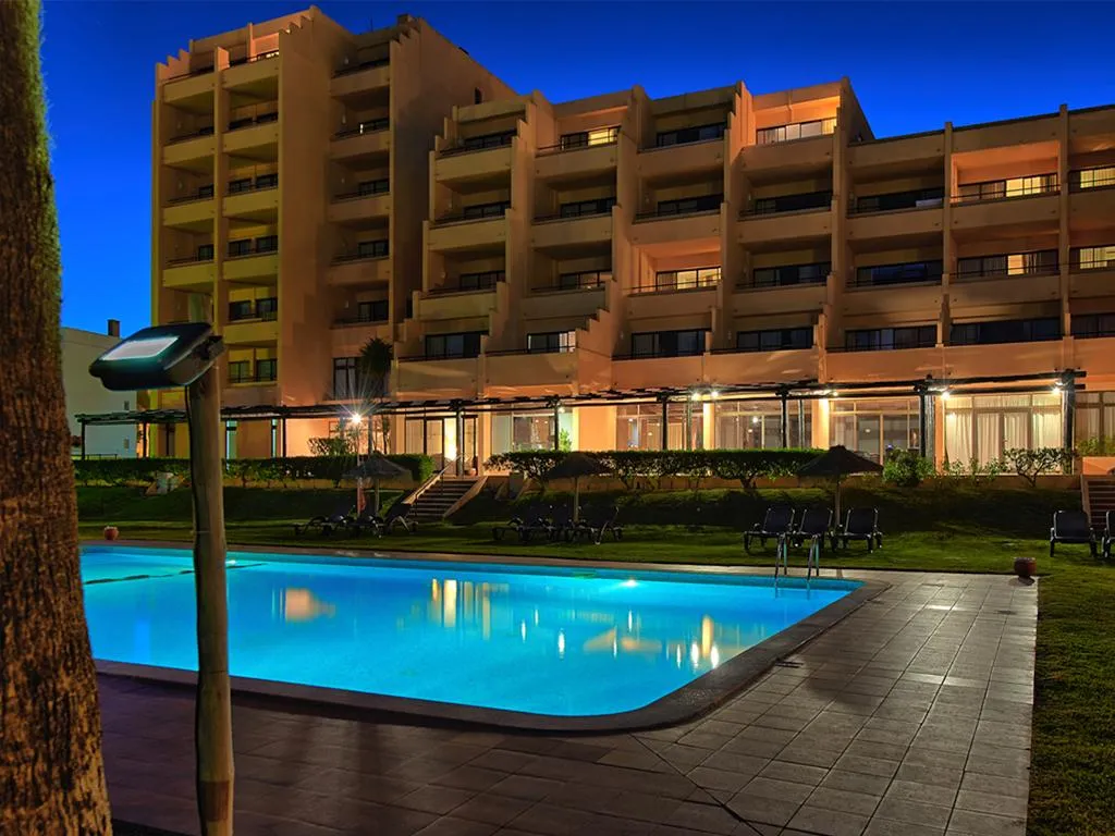 Pool, Meia Praia Lagos, Algarve