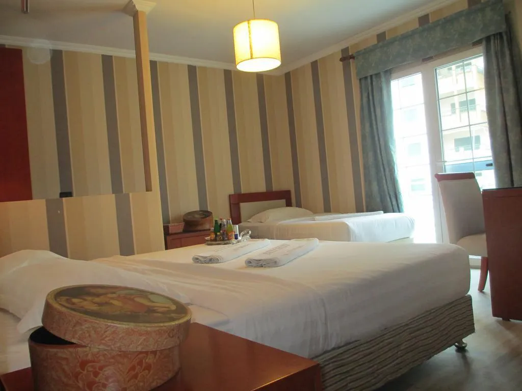 DOUBLE SIDE SEA VIEW Room, Bel Conti, Durres