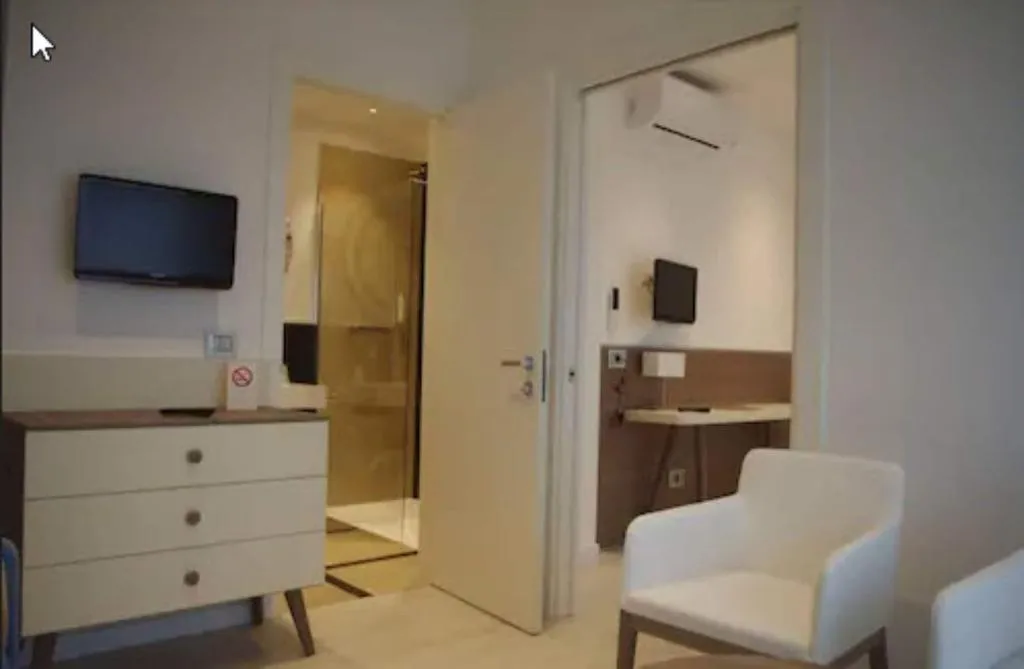 Room, Grand Esplanada, Venice