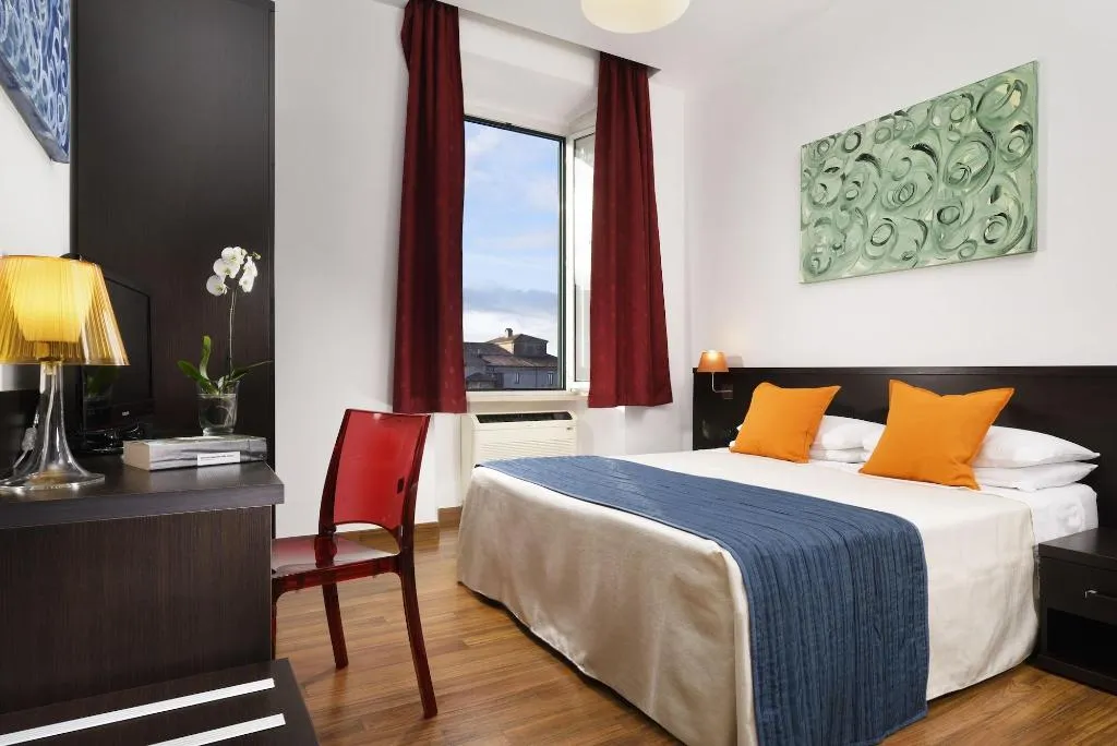 Room, Colosseo Panorama, Naples