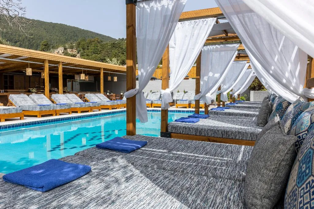 Pool, Thalassa Cape Hotel, Skiathos