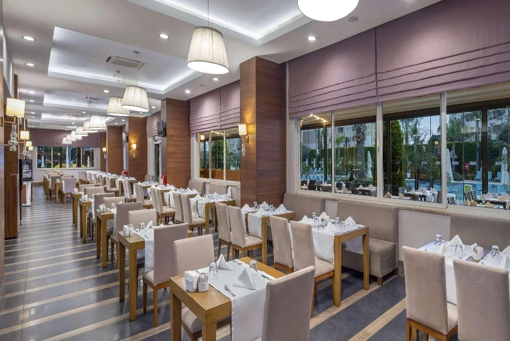 Restaurant, Ramada Resort Lara, Antalya