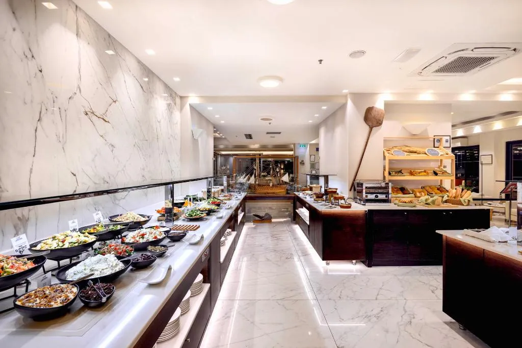 Restaurant, Atlantis Beach Hotel, Crete