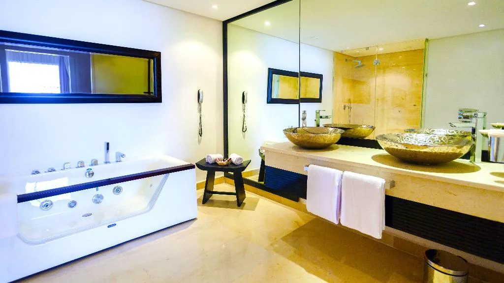 SUITE STANDARD Room, Occidental Sousse Marhaba, Tunisia