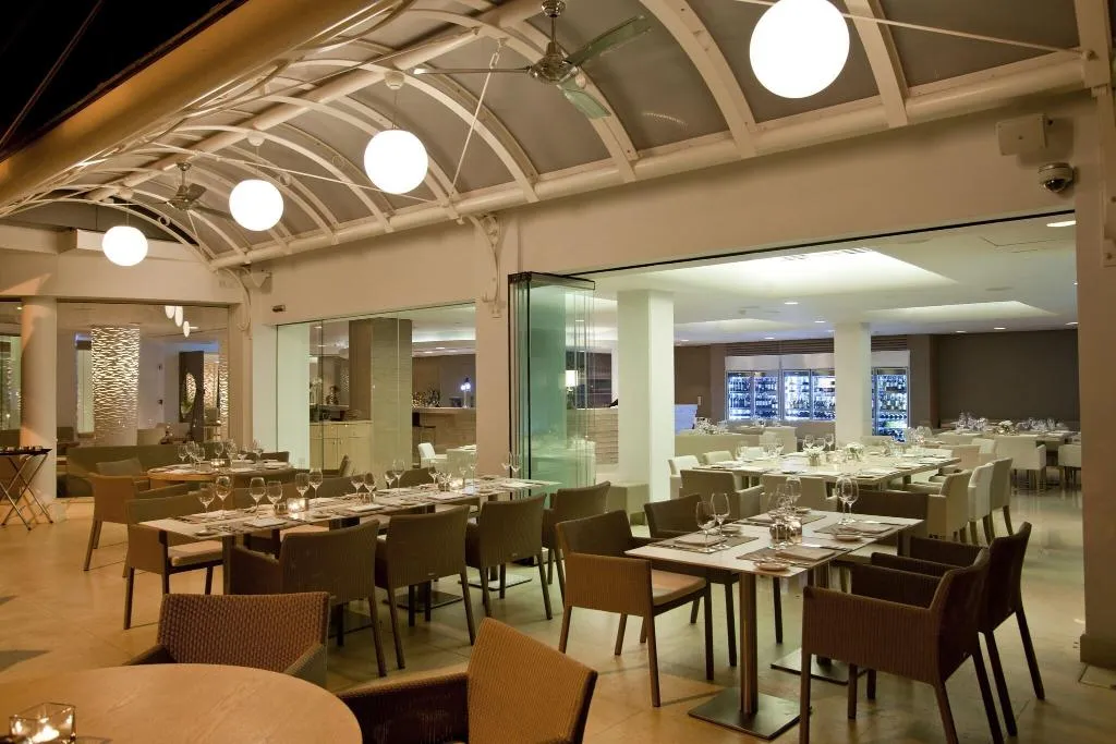 Restaurant, Alasia Hotel, Cyprus