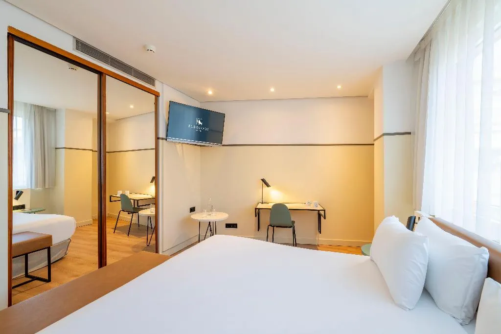 JUNIOR SUITE STANDARD Room, Eurostars Acteon, Valencia