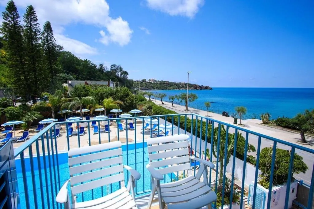 DOUBLE POOL VIEW Room, Hotel Tourist, Palermo