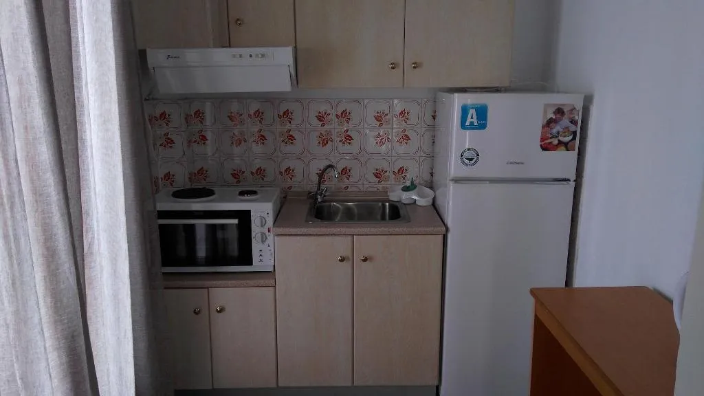 Room, Prosforio, Thessaloniki