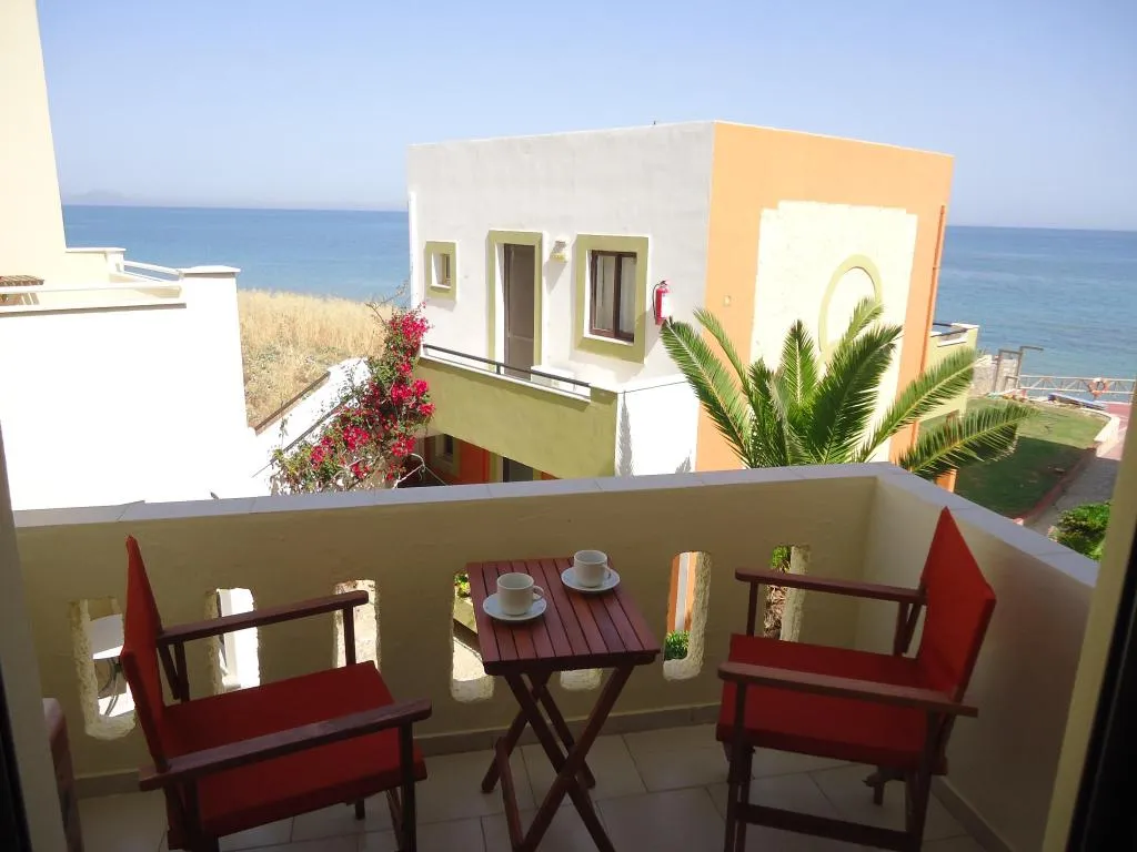 APARTMENT THREE BEDROOMS Room, Almyra Apartments, Crete