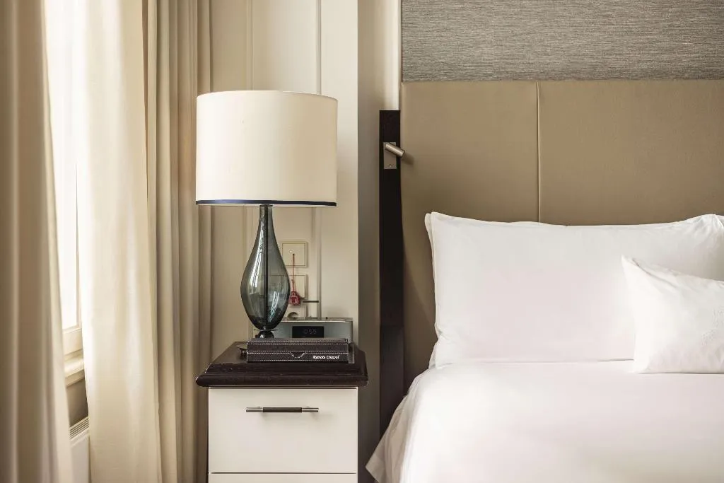 Room, Waldorf Astoria Amsterdam, Amsterdam