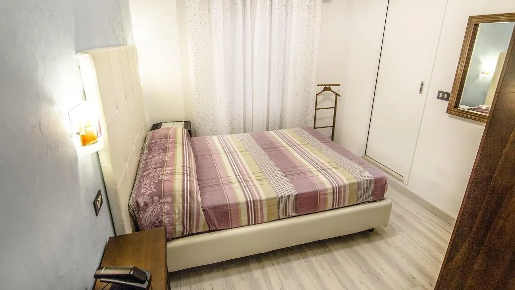 Room, All'Orologio, Venice