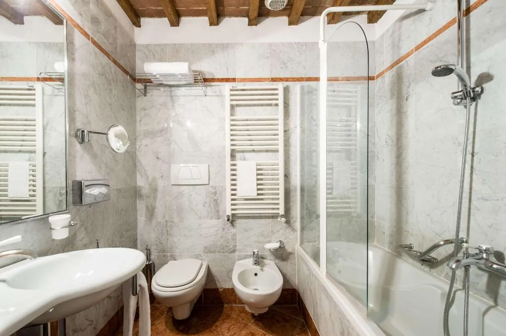 Room, Adler Cavalieri Hotel-Private Spa & Gym, Florence