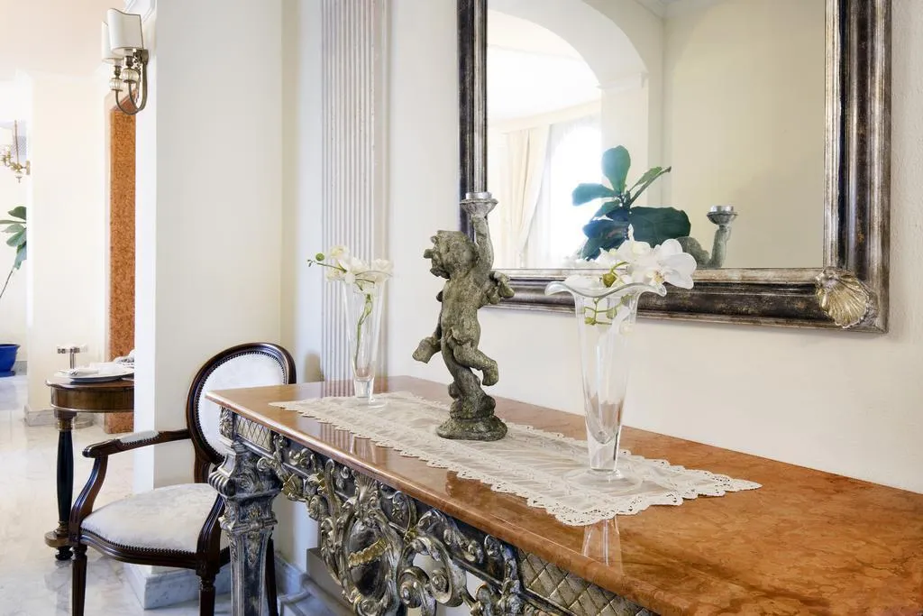 Lobby, Grand Hotel President, Olbia