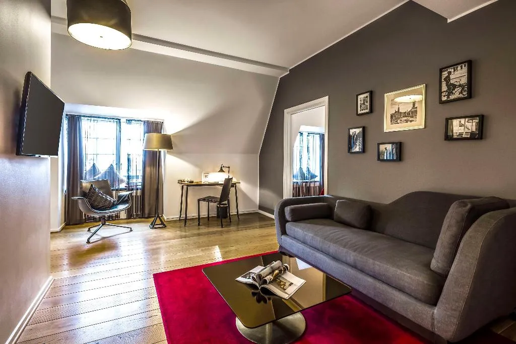 JUNIOR SUITE STANDARD Room, Scandic Palace Copenhagen, Copenhagen