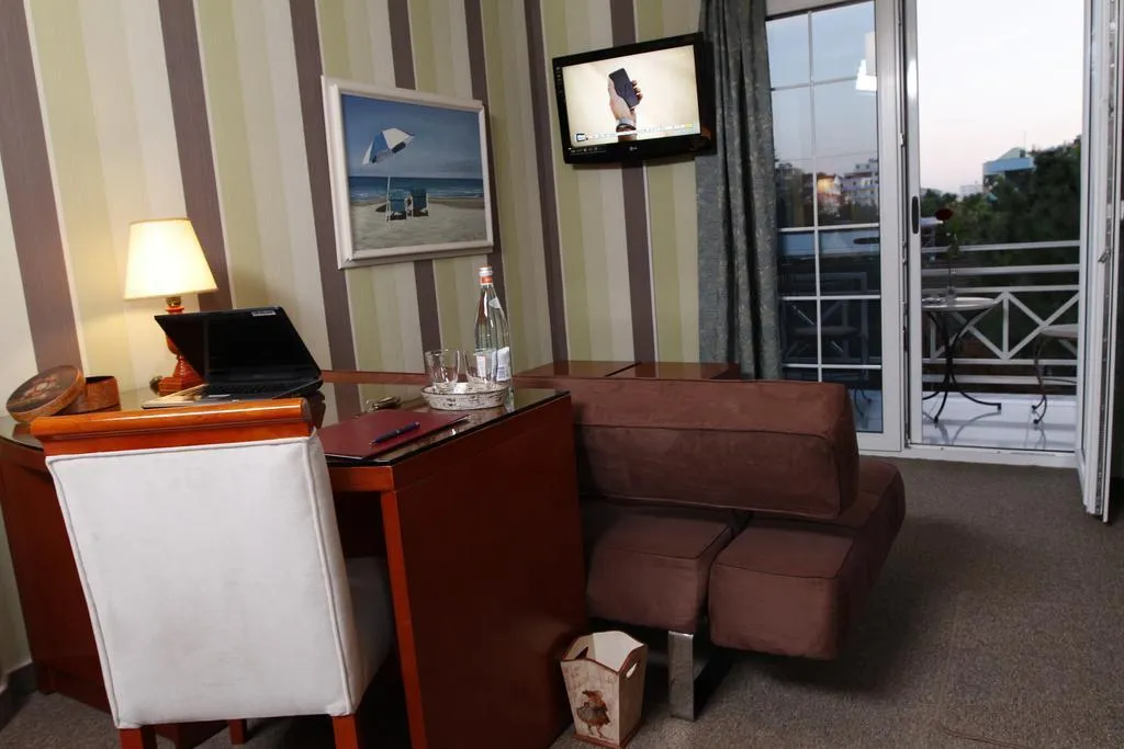 Room, Bel Conti, Durres