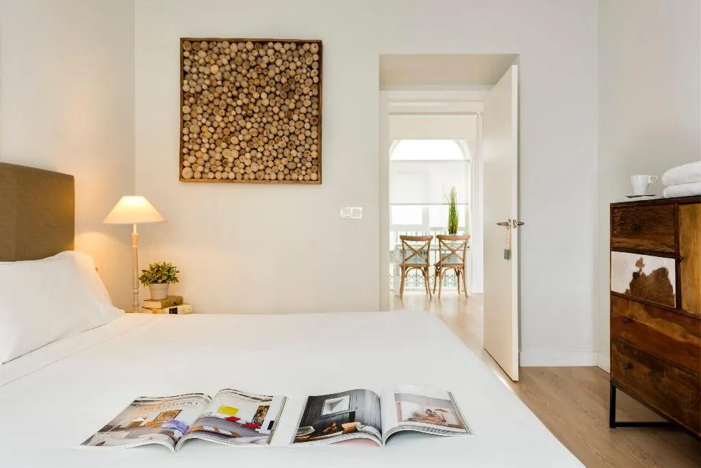 APARTMENT SUPERIOR CAPACITY 4 Room, Suites Sevilla Plaza, Seville