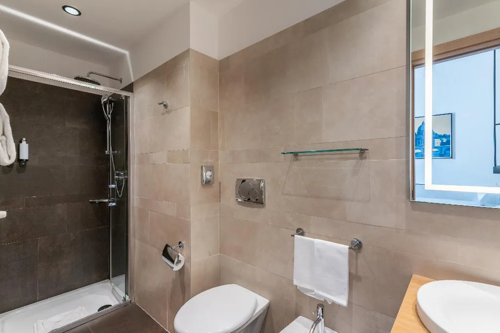 SINGLE STANDARD Room, Hilton Garden Inn Rome Colosseum, Rome
