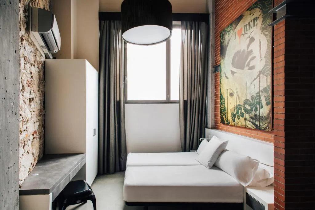 Room, Barcelona Apartment Republica, Barcelona