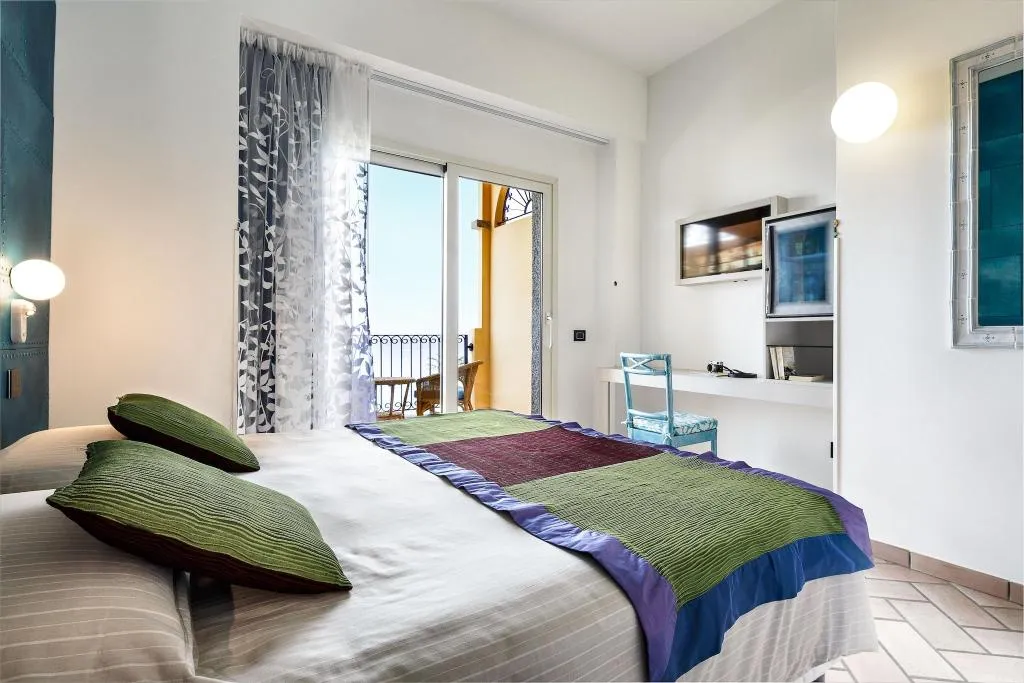 DOUBLE DELUXE Room, Stella Maris, Cagliari