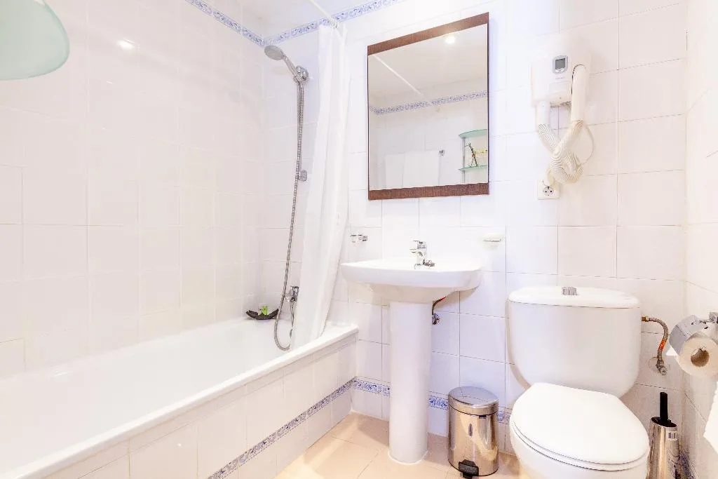 APARTMENT ONE BEDROOM Room, Ramada Hotel & Suites By Wyndham Costa Del Sol, Costa Del Sol