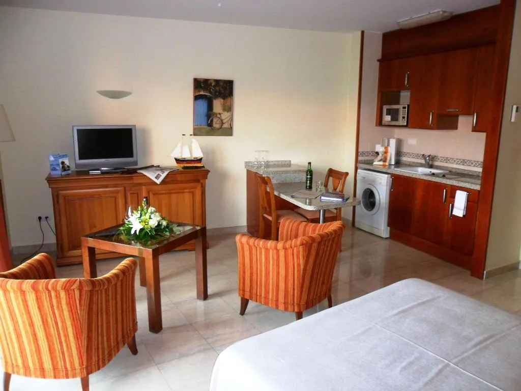 Room, Hotel Sunway Playa Golf & Spa, Sitges, Costa Brava