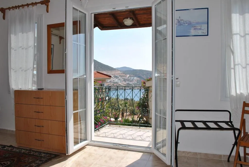Room, Dionysia, Antalya