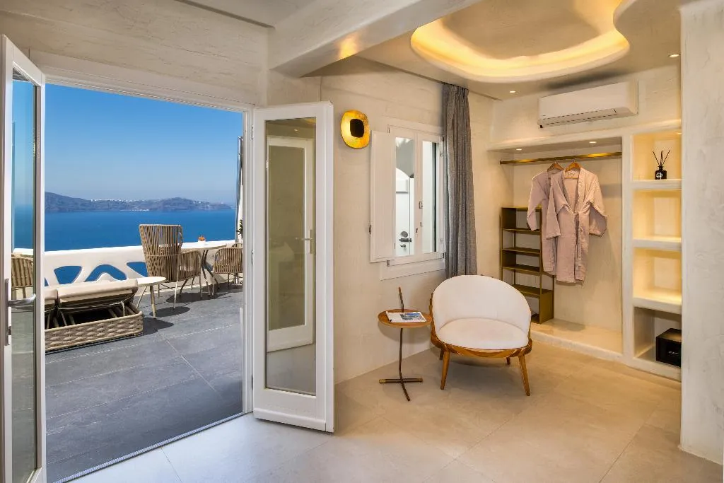 SUITE SEA VIEW HONEYMOON Room, Athina Luxury Suites, Santorini