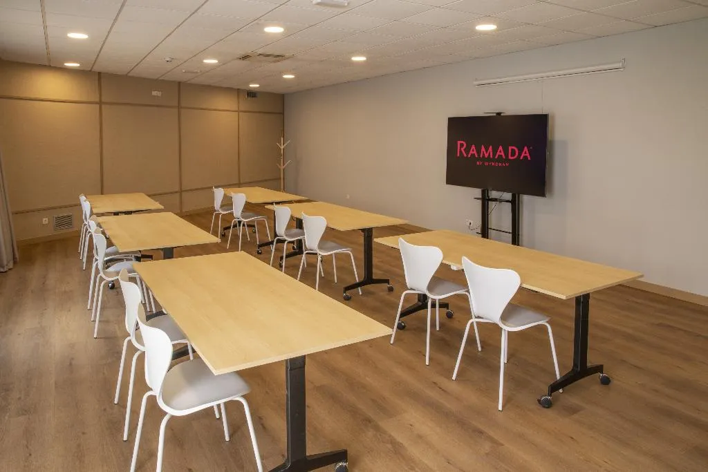 Conferences, Ramada by Wyndham Madrid Getafe, Madrid