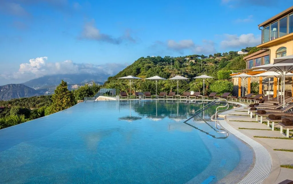 Pool, Grand Hotel Due Golfi, Naples