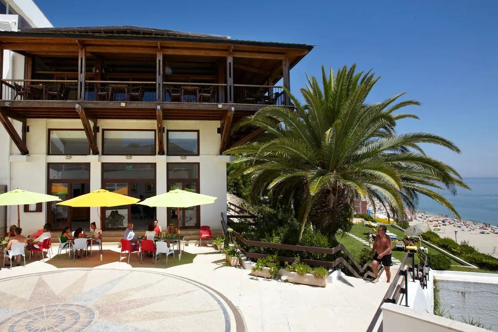 Sports and Entertainment, Hotel do Mar, Lisbon