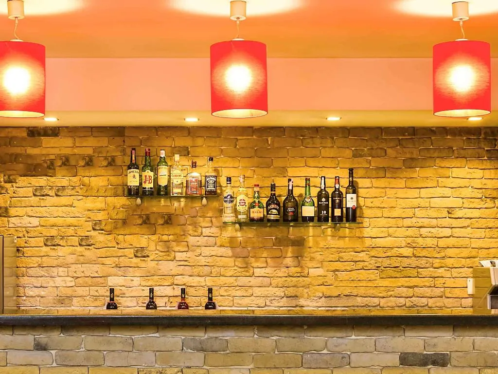 Bar, Ibis Guimaraes, Porto