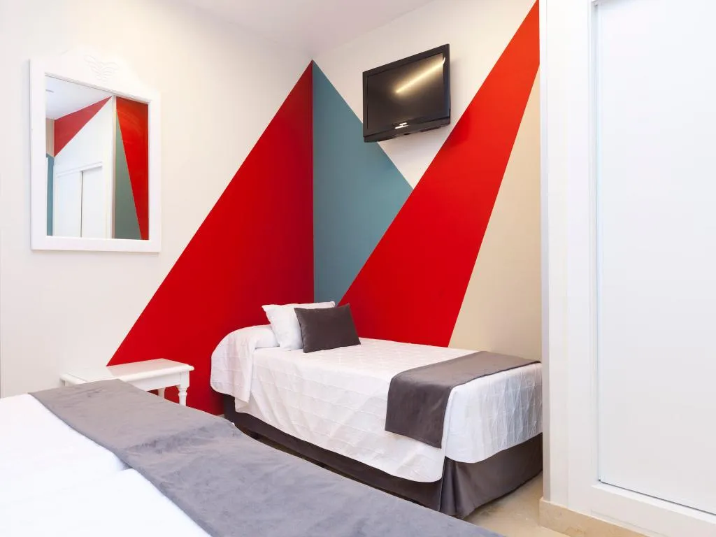 Room, Carlos V, Madrid