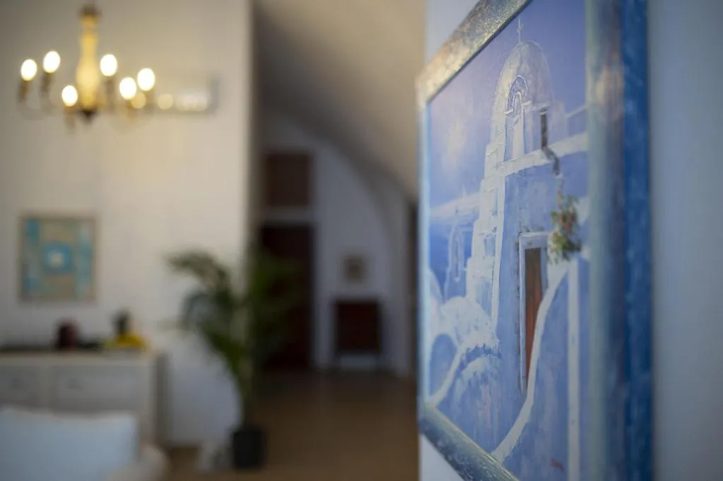 Room, Estate 1896, Santorini