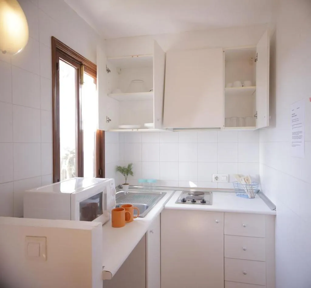 APARTMENT CAPACITY 5 TWO BEDROOMS Room, Binibeca Mar, Menorca