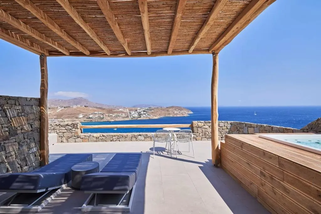 DOUBLE SEA VIEW Room, Radisson Blu Euphoria Resort, Mykonos