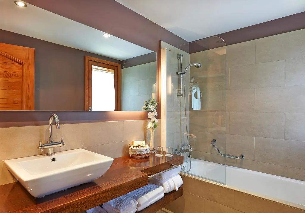 Double or Twin SUPERIOR Room, Grevol Spa, Costa Brava